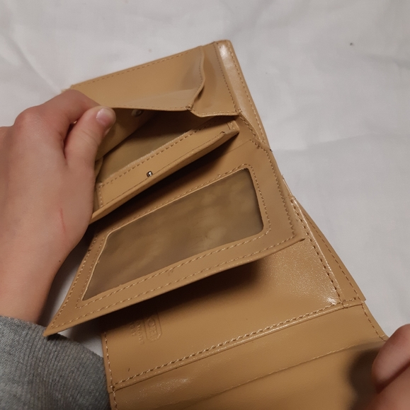 Coach Wallet - Picture 7 of 7